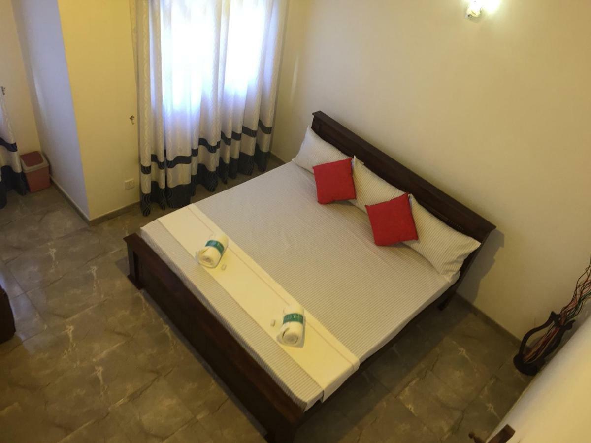 Ivana Homestay Канді Екстер'єр фото