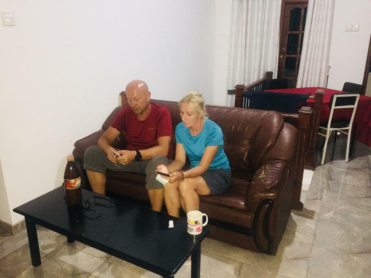 Ivana Homestay Канді Екстер'єр фото