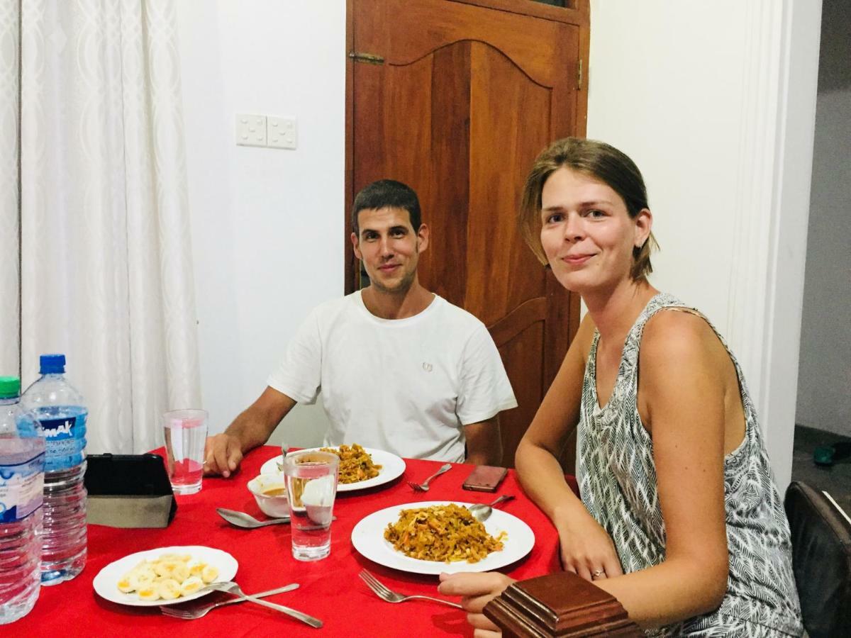 Ivana Homestay Канді Екстер'єр фото
